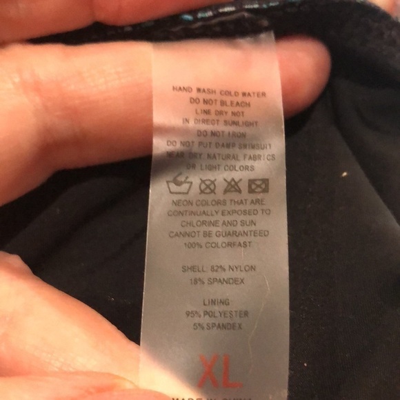 SKIRTED swimsuit bottom with adjustable side ruching. Size XL - Picture 5 of 8